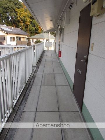 メゾンビレッジの玄関写真