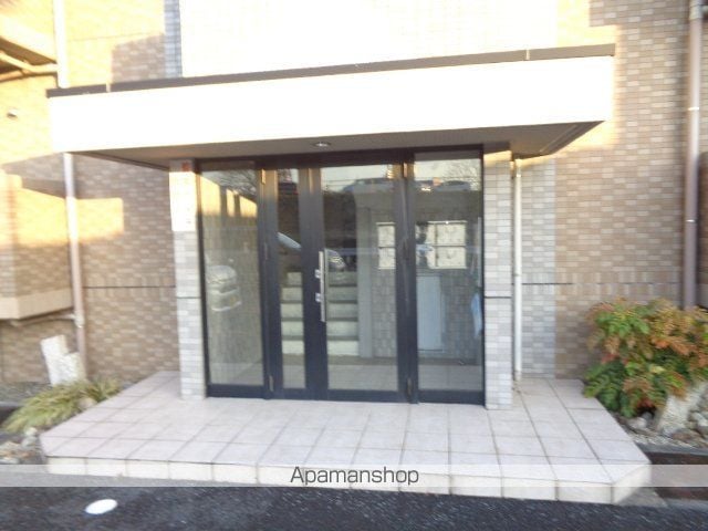 FIOREの玄関写真