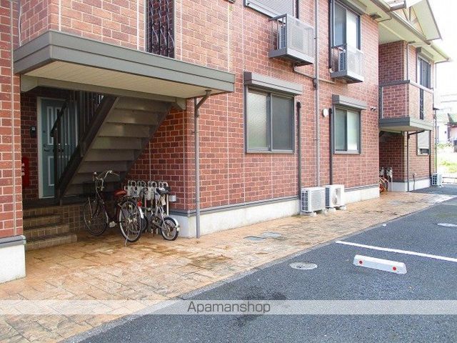 ノーブルタウン弐番館の玄関写真