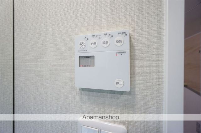 プレサンスロジェ上前津駅前IIの内装写真