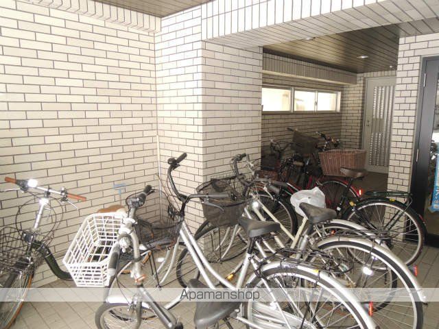 リベルティ大通の内装写真