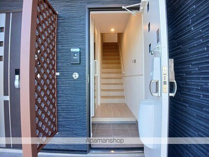 プリムローズ　Ａ[2LDK/59.58m2]の玄関