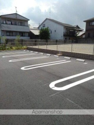 ミルト膳所　Ａ[1LDK/44.97m2]の駐車場1