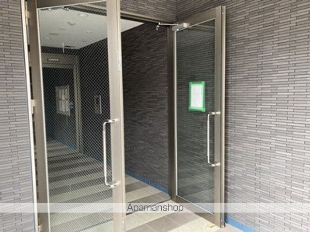 クロノス40新町IIIの玄関写真
