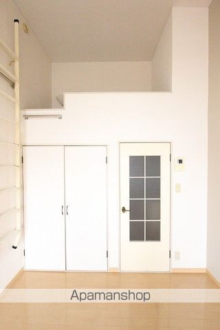 ホワイトキャッスル六丁の目ビレジA棟の内装写真