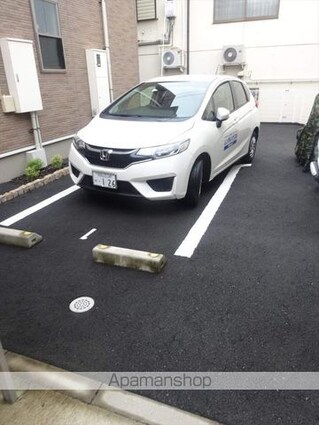 和歌山県和歌山市上町[1K/31.65m2]の駐車場1