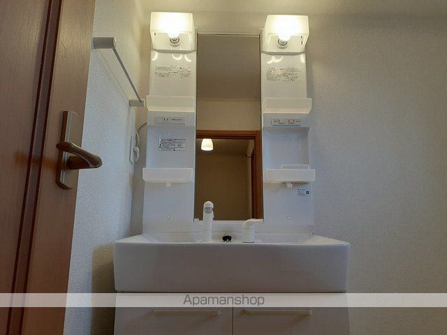 apartment 埼玉県久喜市葛梅
地図を見る