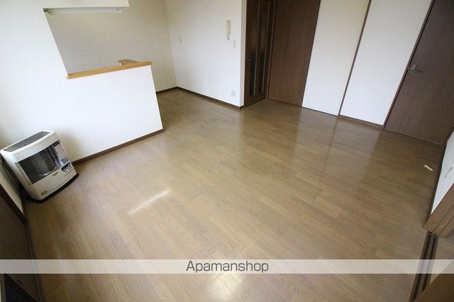 ISSAの内装写真