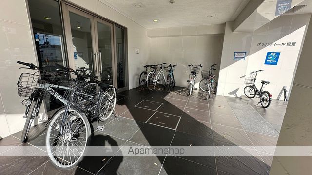 グランディール段原の玄関写真