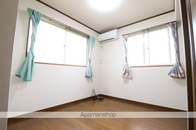 ハイツ三田の内装写真