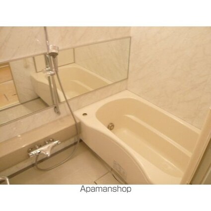 プレストンフォーレ[3LDK/72.05m2]のバス