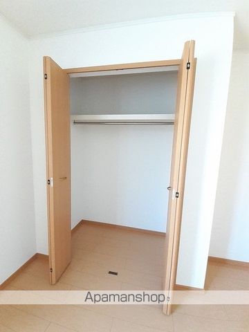 エアリーメゾンIIIの内装写真