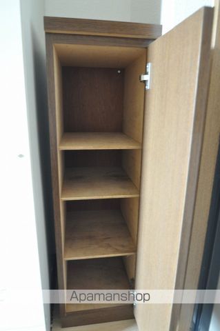 グレースシャトル本町D棟の内装写真