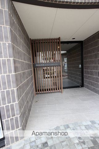 レジディア九大学研都市の玄関写真