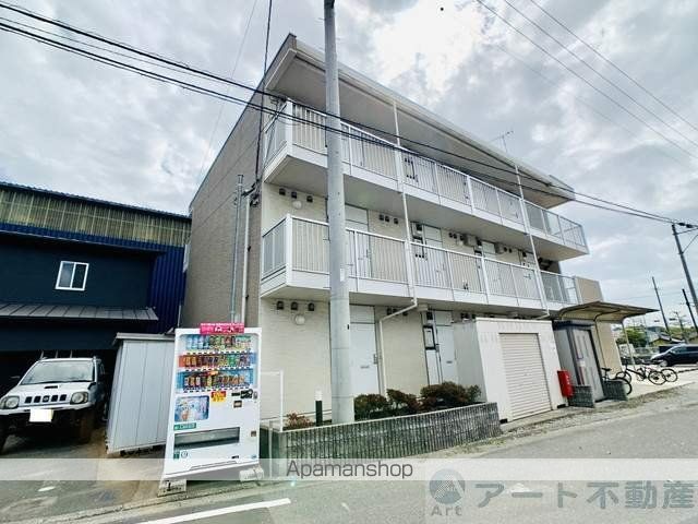レオパレスマドンナ IIの外観写真