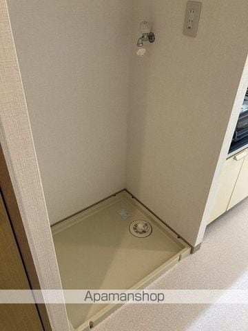 ヴィラ東中通の内装写真