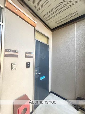 サニーコート山村の玄関写真