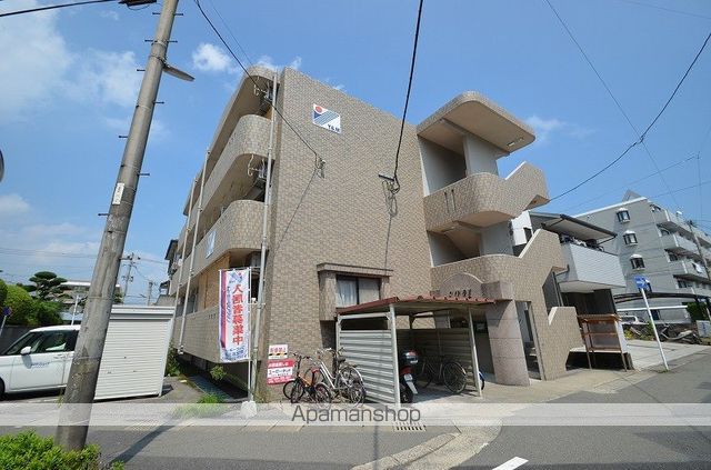 ST21の玄関写真