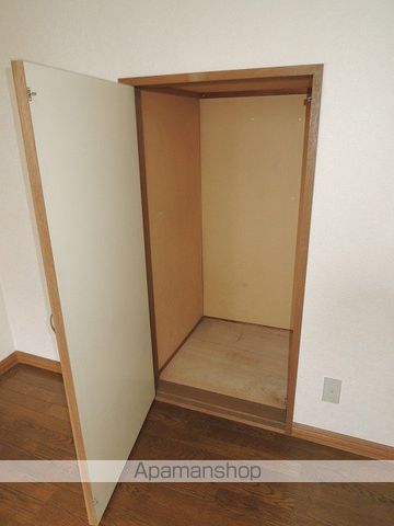 フローレンス彩の内装写真