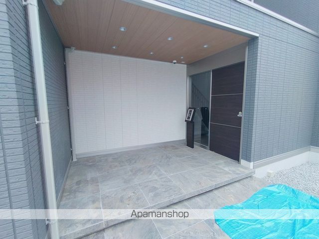 網島SOCIAの玄関写真
