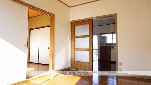 メゾンエクレールの内装写真