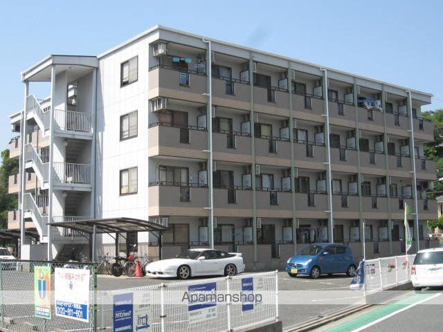 ヤマゼンロイヤルパレスの外観写真