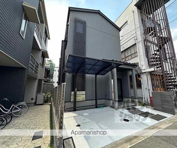 NEST冷泉町の外観写真