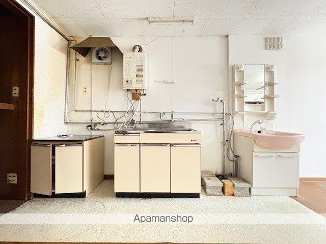 滝川市 2階建 築52年の内装写真