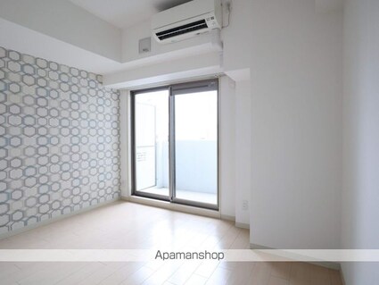 ＢＥＲＧ　ＩＺＵＭＩ[1K/29.23m2]のリビング・居間