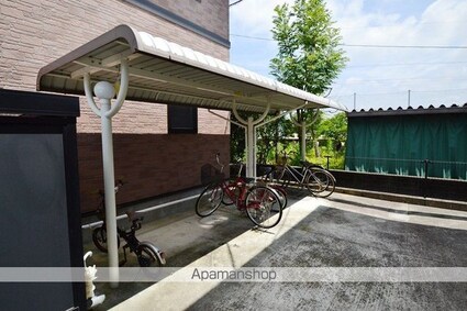 ラフィーネⅡ[2DK/41.98m2]の駐車場