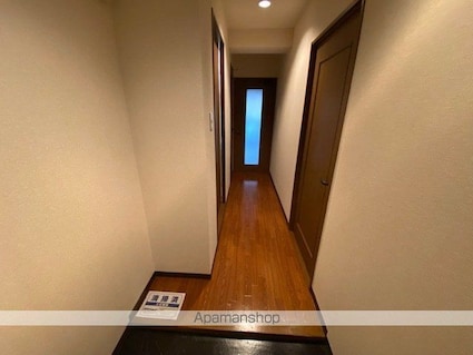 メゾンクレーネ弐番館[2LDK/55.8m2]の玄関