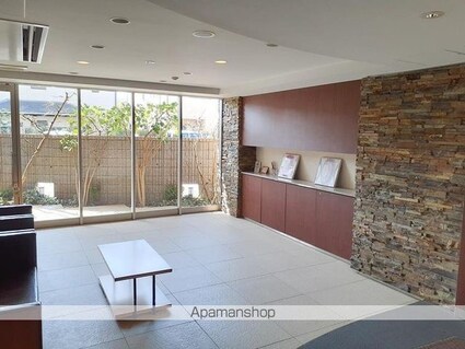 エコヴィレッジ杉並松庵[3LDK/68.19m2]のエントランス