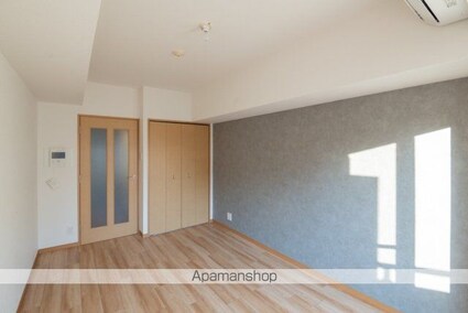 東京都千代田区神田錦町３丁目[1K/22.41m2]のリビング・居間3