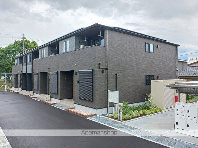 グラッドネス志免東I A棟の玄関写真