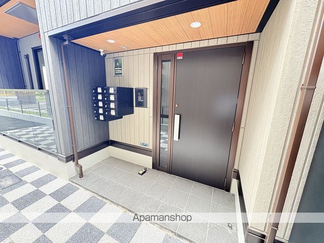 DーROOM小田原8丁目IIIの玄関写真