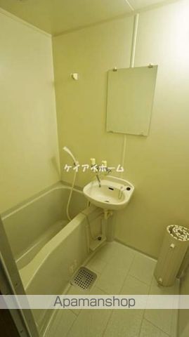 メゾネットウイングの内装写真