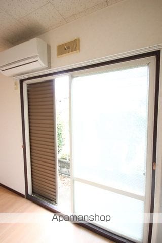 サンハイツ新井E棟の内装写真