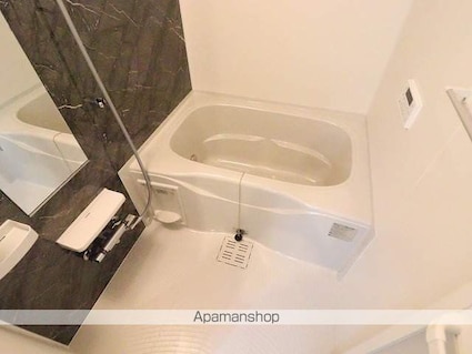 東京都羽村市緑ヶ丘４丁目[1K/29.72m2]のバス