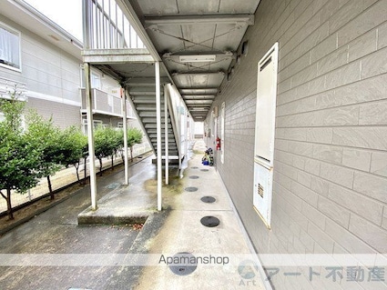 シャルマン北川毛Ａ[3K/54.92m2]のエントランス2
