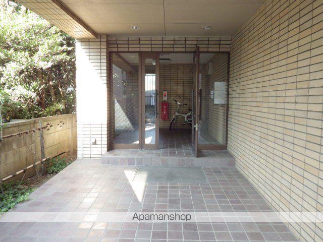 ドミノ上小マンションの玄関写真