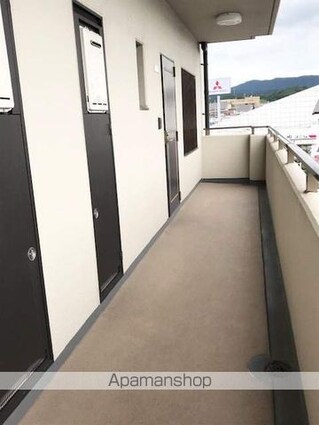滋賀県湖南市石部北１丁目[2DK/45.54m2]のエントランス3