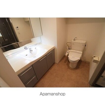 オーキッドレジデンス神楽坂[1K/28.55m2]のトイレ