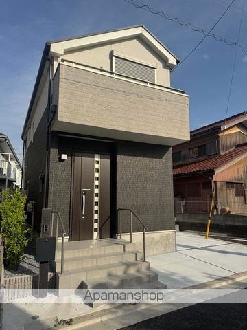 練馬区 2階建 築3年の玄関写真