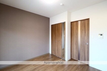 東京都新宿区西落合２丁目[1K/25.18m2]のリビング・居間3