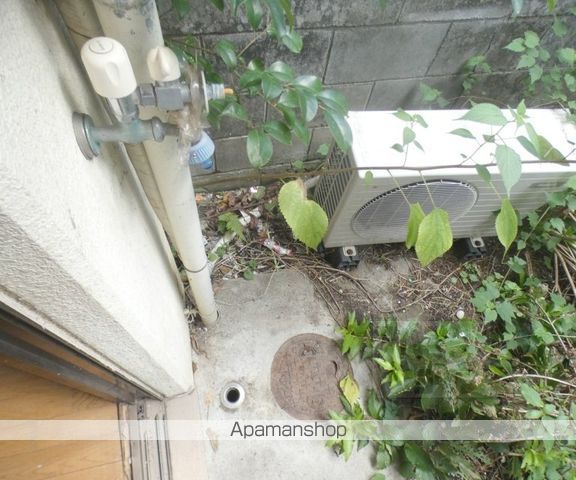 ジョリー岡崎の内装写真