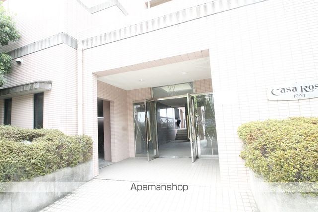 カーサローザの玄関写真