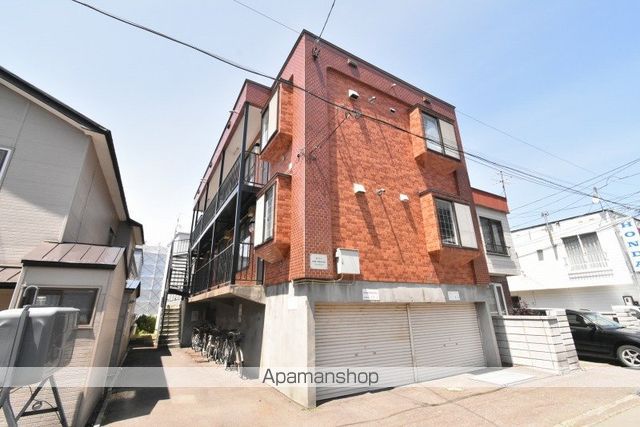 第16森宅建マンションの外観写真