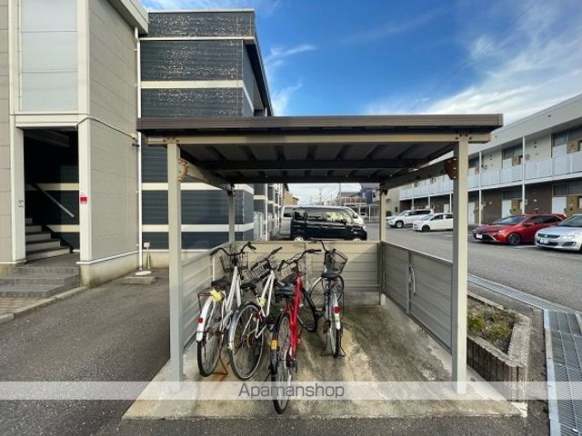 レオネクスト八日市αの内装写真