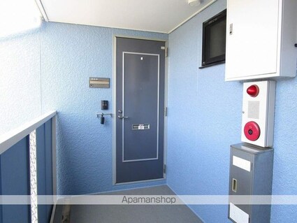 ヴィラセゾン　Ａ棟[2LDK/59.5m2]のエントランス2