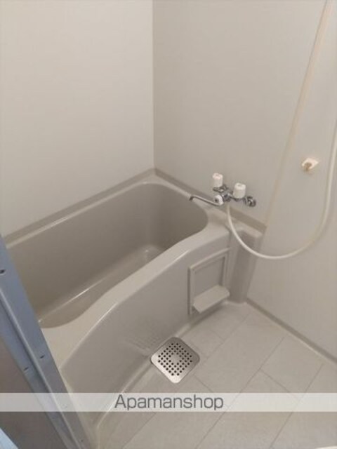 和歌山県和歌山市湊２丁目[2DK/39.25m2]のバス
